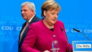 Angela Merkel prépare sa sortie après un cinglant revers électoral