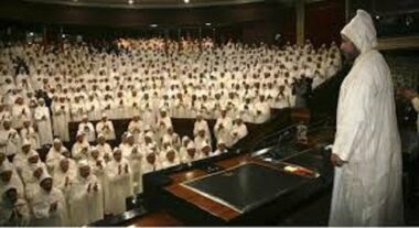 FACT CHECKING. Parlementaires à l'ouverture de la session d'automne: Voici qui a réellement pris les restes du buffet