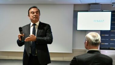 Renault: l'Etat français lâche Carlos Ghosn et cherche son successeur
