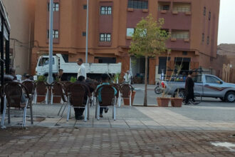 Cafés, restaurants et exploitation du domaine public : une proposition de législation pour combler le vide juridique dans le secteur