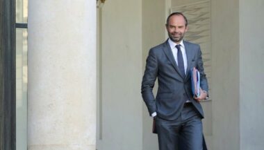 Pourquoi la France augmente les frais d'inscription des étudiants étrangers