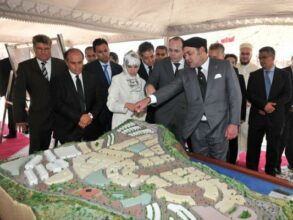 Le Roi inaugure plusieurs projets sociaux à Al Hoceima