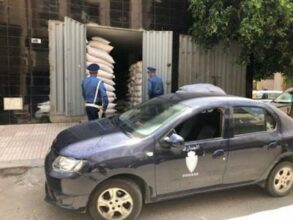 Saisie de plusieurs tonnes de produits alimentaires de contrebande (Douane)