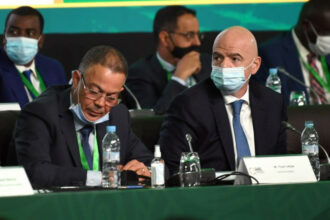 Lekjaa garantit sa place au Conseil de la Fifa après le retrait de l'Algérien Zetchi