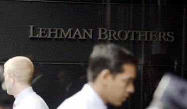 Théâtre: la saga des Lehman Brothers racontée comme un feuilleton