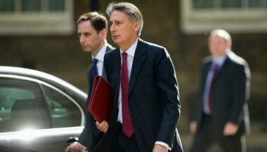 Meurtre d'un soldat à Londres: Cameron préside une réunion de crise