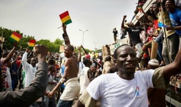 Mali: une marée de manifestants pour réclamer des élections &ldquo;transparentes&rdquo;