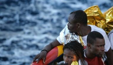 Au moins trois morts suite au naufrage d'une embarcation de migrants au large de l'Espagne