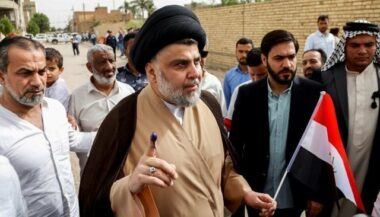 Irak: Moqtada Sadr en tête des législatives