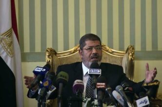 Egypte: parler d'une présidentielle anticipée est «absurde», dit Morsi
