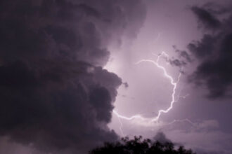 Des averses orageuses localement fortes attendues ce samedi dans plusieurs provinces