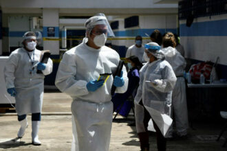 Coronavirus: plus de 569.000 morts, le point sur la pandémie