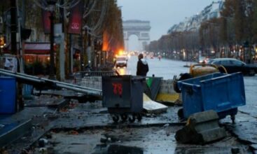 “Gilets jaunes": 101 gardes à vue à Paris, appel à un "Acte 3” le 1er décembre