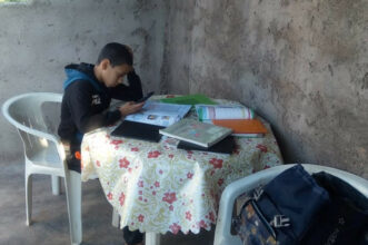 Des recharges téléphoniques contre la déperdition scolaire dans le monde rural