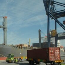 Office des changes : le déficit commercial s’aggrave de 10,2% en 2012