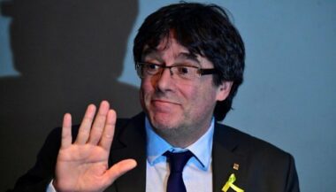 L'Espagne retire le mandat d'arrêt international contre Puigdemont et cinq autres dirigeants catalans