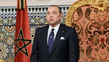 Le Roi lance l’initiative «Un million de cartables»