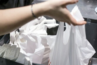 Sacs en plastique: nouvelles restrictions