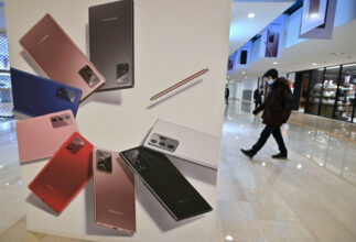 Samsung lance un nouveau smartphone S21 5G et baisse les prix