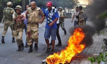 Scènes de guerre dans les villes égyptiennes