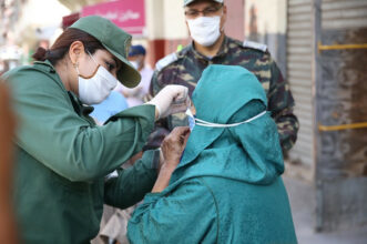 Coronavirus: 801 nouveaux cas et 17 décès, mardi 12 janvier