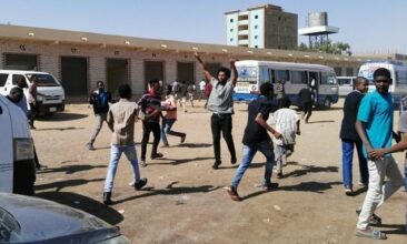 Soudan: tirs de gaz lacrymogène sur les manifestants à Khartoum et au Darfour