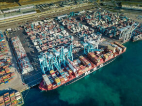 Les industriels défendent la hausse des droits de douane sur les produits finis