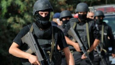 Tunisie: deux terroristes se font exploser à Jelma