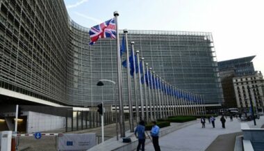 L'UE propose d'ouvrir les négociations au sujet de l'adhésion de l'Albanie et de la Macédoine