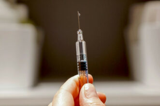 Le vaccin d'AstraZeneca sera autorisé au Maroc dans les prochaines heures