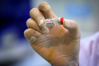 Le Maroc doit-il injecter 1 seule dose du vaccin aux personnes ayant déjà eu la Covid?