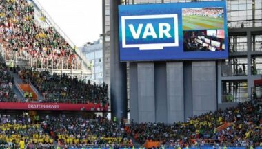 Mondial 2018: la FIFA &ldquo;satisfaite de la performance des arbitres et du succès de la VAR&rdquo;