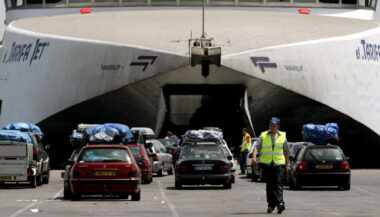 Douanes: prorogation du délai d'admission temporaire des véhicules de tourisme