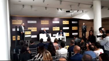 Dominique de Villepin donne une conférence à Casablanca sur le thème: &ldquo;Paix et instabilité en Afrique et dans le monde: comment vaincre les déterminismes?&rdquo;