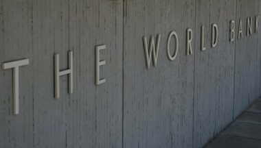 Des chercheurs marocains poursuivent la Banque Mondiale en justice