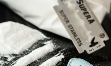 Al Hoceima: 2 individus, dont un policier, interpellés  pour possession de cocaïne
