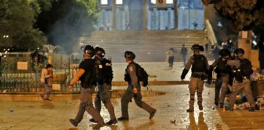 Des dizaines de Palestiniens blessés dans des attaques israéliennes à Al Qods occupée