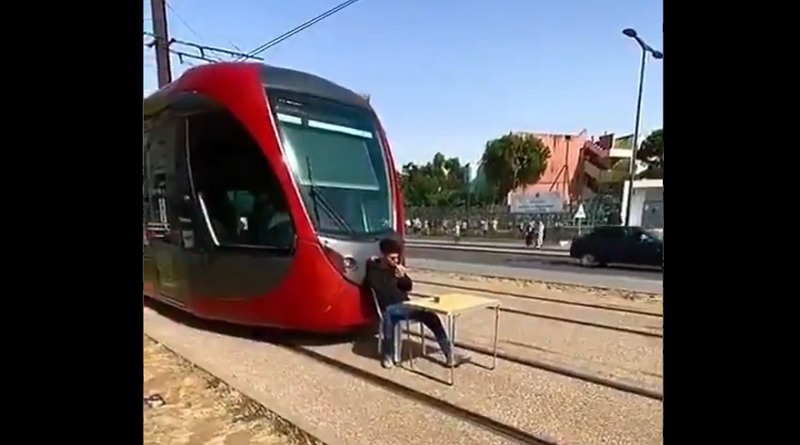 Actualités nationales - Page 25 TRAM-INCIDENT-CASA