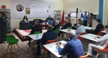 L’écrivaine Mouna Hachim auprès des détenus de Oukacha pour décloisonner la lecture