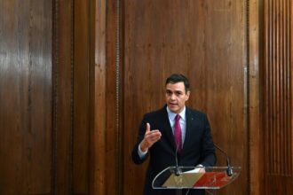 Pedro Sánchez botte en touche et refuse toujours de répondre à la question de fond, le Sahara