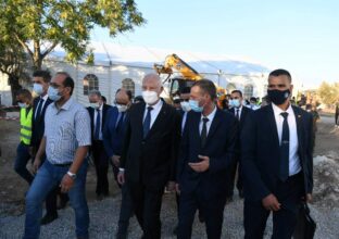 Covid-19: le président tunisien visite l'hôpital de campagne marocain