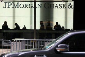 Les banques américaines veulent gâter leurs actionnaires malgré les pressions