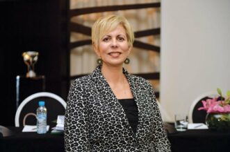 Nezha Hayat élue présidente du comité régional de l'OICV