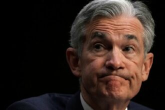 Le patron de la Fed sous pression pour la grand-messe des banquiers centraux