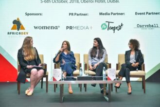 Al-Sahm Women organise une conférence sur les paiements mobiles et l'intelligence artificielle