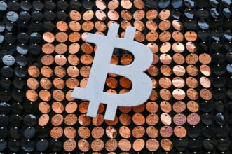 Le Bitcoin s'écroule sous la barre des 45.000 dollars ce vendredi