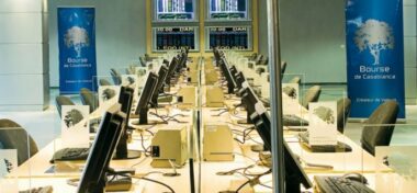 Bourse : les compagnies d'assurance continuent de perdre de la valeur