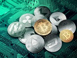 Russie : la banque centrale envisage l'introduction du CryptoRouble en 2023