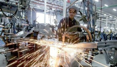 Industrie : hausse de la production et stagnation des ventes en mai 2019
