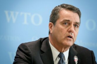 Le commerce mondial devrait s'en sortir mieux que prévu cette année, selon l'OMC